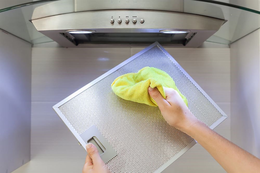 4 mẹo tẩy dầu mỡ trên máy hút mùi cực kì đơn giản và hiệu quả